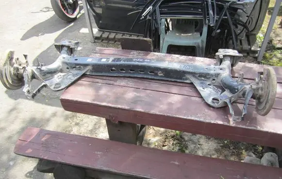 Skoda Octavia Mk3 (5E) Rear axle beam 5Q0501115