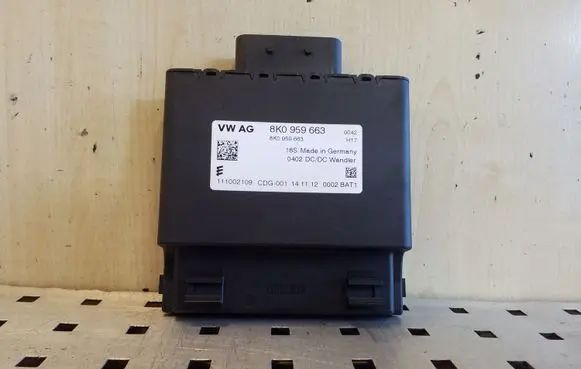 Audi A5 Sportback 8TA Other control units/modules 8K0959663