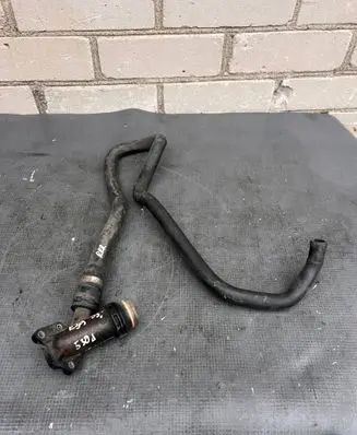 BMW 5 E39 Engine coolant pipe/hose 2247744 8378952 8378952F