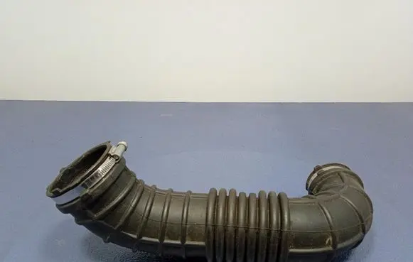 Opel Zafira C Air intake hose/pipe 315875880