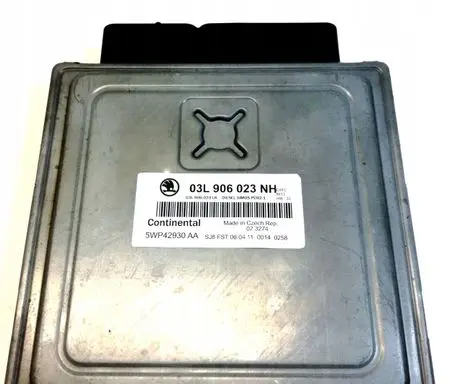 Volkswagen Polo V 6R Engine control unit/module 03L906023NH 5WP42930AA
