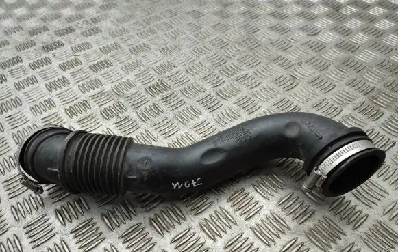Ford B-MAX Turbo air intake inlet pipe/hose C1B19C623AC