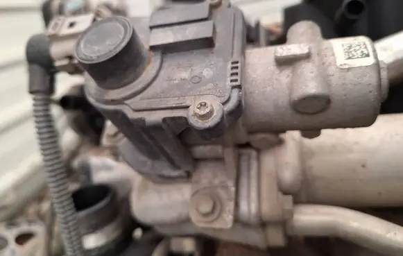 Renault Laguna III EGR valve 7003680600 712783235461