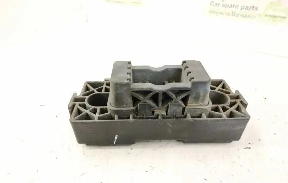 Mercedes-Benz GLE (W166 - C292) Jacking socket point 1666900334 2046920028