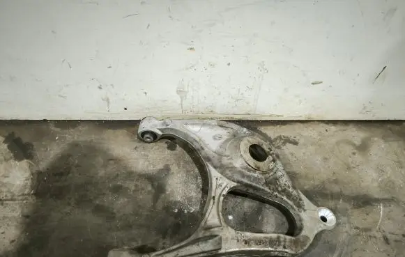 Jeep Grand Cherokee Rear upper control arm/wishbone 52124815AD