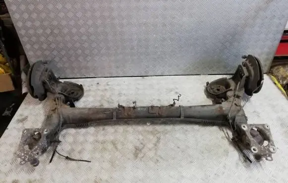 Citroen DS5 Rear axle beam 