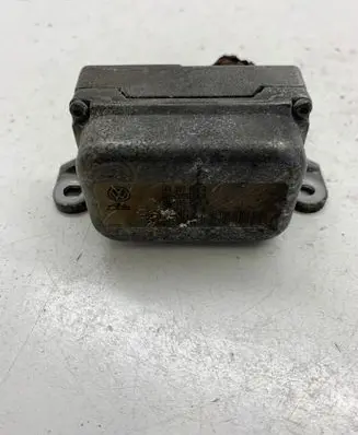 Volkswagen Touran I ESP acceleration yaw rate sensor 1K0907655B