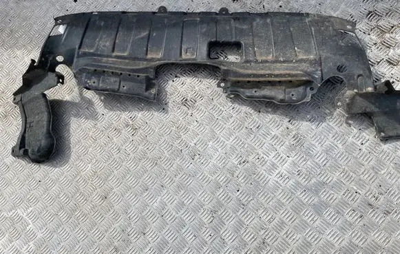 Honda CR-V Engine splash shield/under tray 74111SKN001