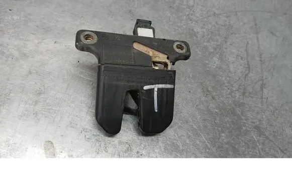 Seat Toledo II (1M) Tailgate/trunk/boot lock/catch/latch 