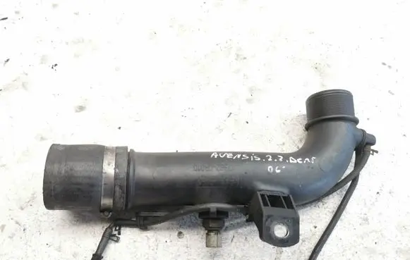 Toyota Avensis T250 Intercooler hose/pipe 173620r010