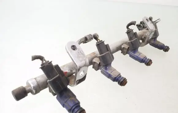 Chrysler PT Cruiser Fuel injectors set 04891190AA 0280155989