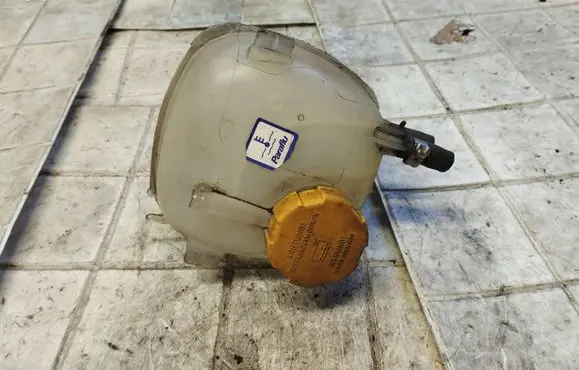 Fiat Croma Coolant expansion tank/reservoir 9202200