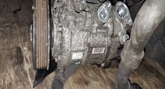 Seat Leon (5F) Air conditioning (A/C) compressor (pump) 5Q0816803D 4472502801
