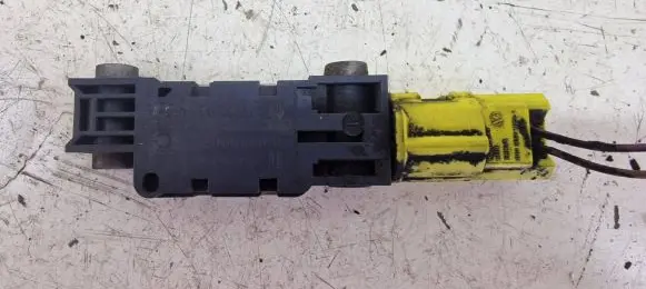 Audi A3 S3 A3 Sportback 8P Airbag deployment crash/impact sensor 8E0959651A