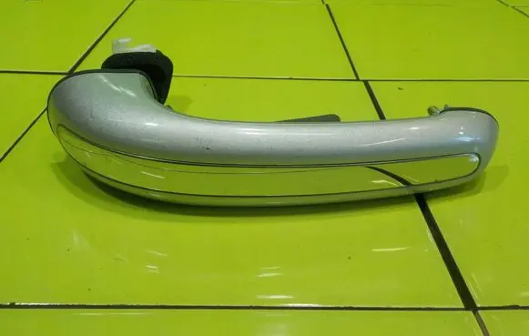 Hyundai Santa Fe Tailgate glass/window release handle 