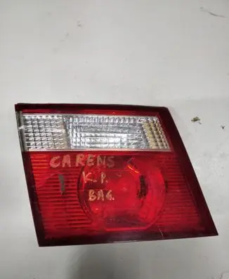 KIA Carens I Tailgate rear/tail lights