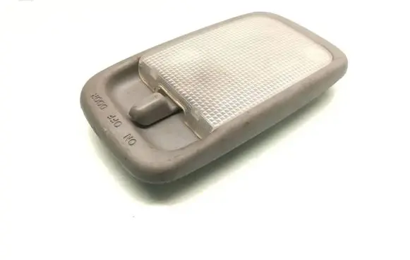 Toyota RAV 4 (XA20) Rear seat light