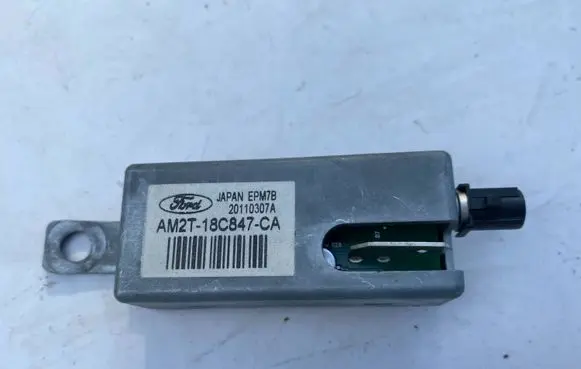 Ford Galaxy Aerial antenna amplifier AM2T18C847CA 20110307A