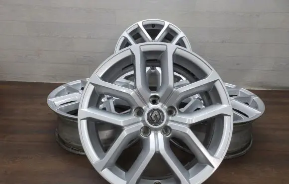 Renault Captur R18 alloy rim 