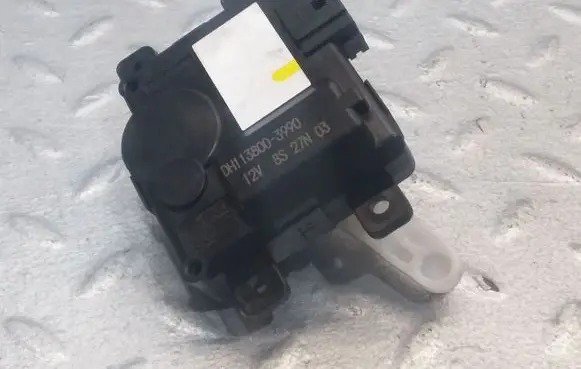 KIA Optima Air flap motor/actuator DH1138003990 1138003990 8S27N03