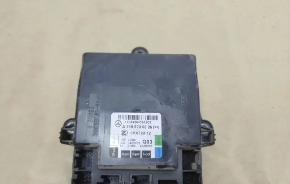 Mercedes-Benz A W169 Other control units/modules A1698206826 05072312 12044204296803