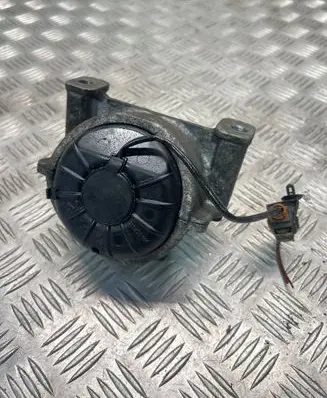 Audi A5 Sportback 8TA Engine mount bracket 8R0199381