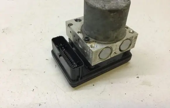 KIA Sportage ABS Pump 58920F1660 A1000838AIJ BE6009AP01