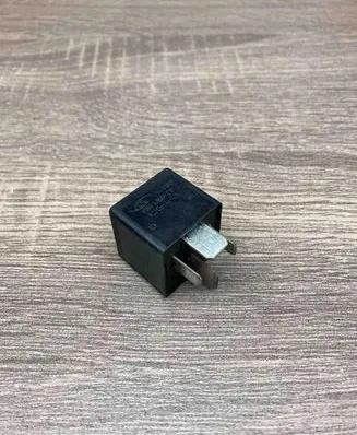 Ford Mondeo MK II Other relay 93BG14N089C1B V23136J4X31