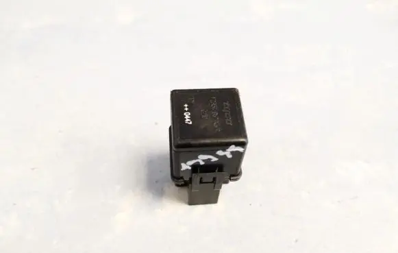 Mazda 2 Other relay v23134b52x379 v23134-b52-x379