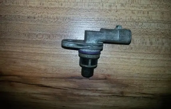 Opel Corsa D Crankshaft position sensor 55201874