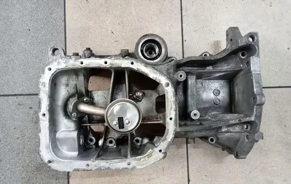 Toyota Yaris Oil sump 