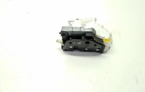 Audi A6 S6 C7 4G Front door lock 8J1837015F
