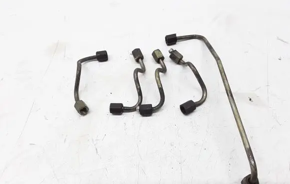 KIA Carens I Fuel injector supply line/pipe 