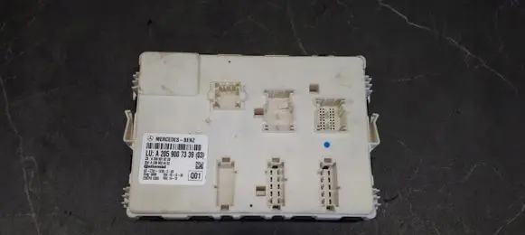 Mercedes-Benz C W205 SAM control unit a2059007339