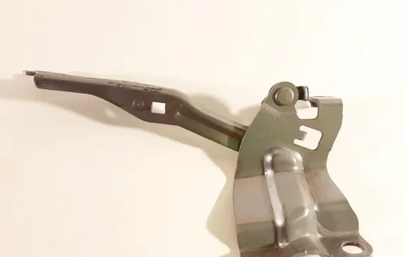 Mazda 3 II Engine bonnet/hood hinges