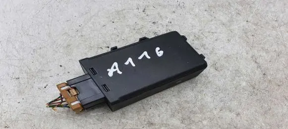 Nissan X-Trail T30 Door central lock control unit/module 285963Y50 422311 5WK46472B
