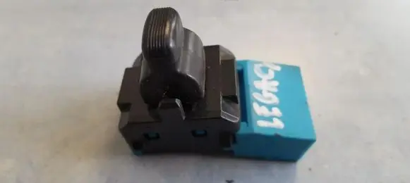 Subaru Legacy Electric window control switch