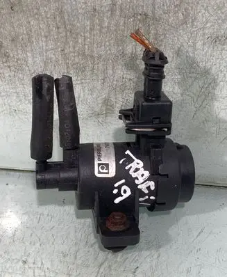 Renault Trafic II (X83) Turbo solenoid valve 702256040