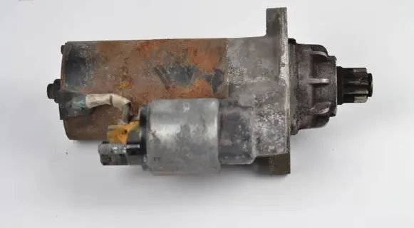Volkswagen Sharan Starter motor 02A911024D