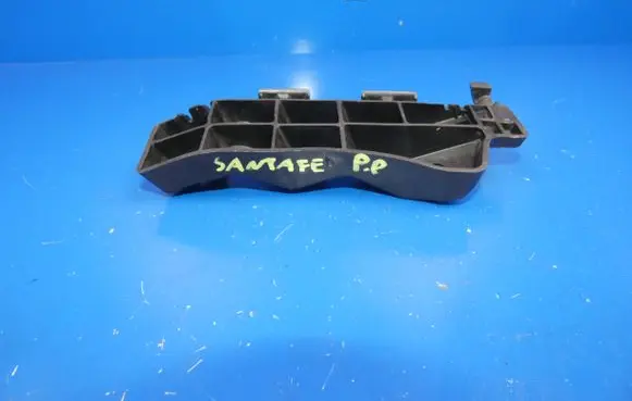 Hyundai Grand Santa Fe NC Front bumper mounting bracket