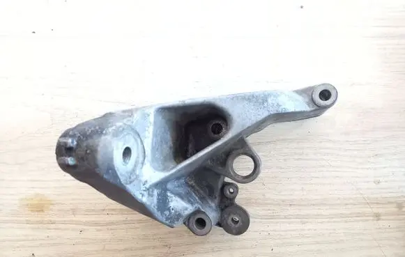 Volkswagen Crafter Engine mounting bracket 076199307