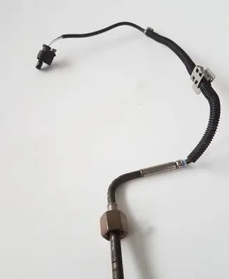 Mercedes-Benz E C207 W207 Exhaust gas temperature sensor A0081532728