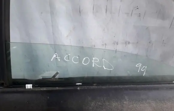 Honda Accord Rear door window glass 