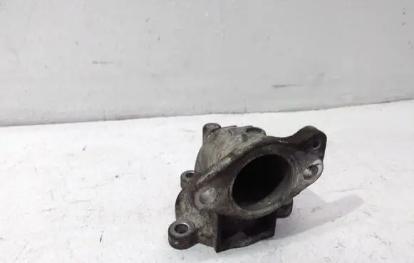 Nissan X-Trail T30 Engine coolant pipe/hose