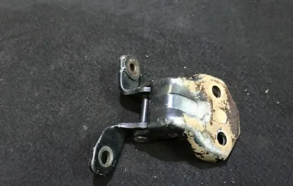 Mazda 323 F Front door upper hinge