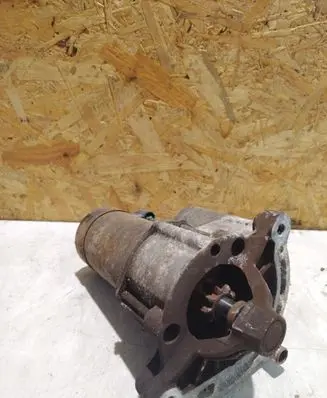 Peugeot 206 Starter motor D6RA572