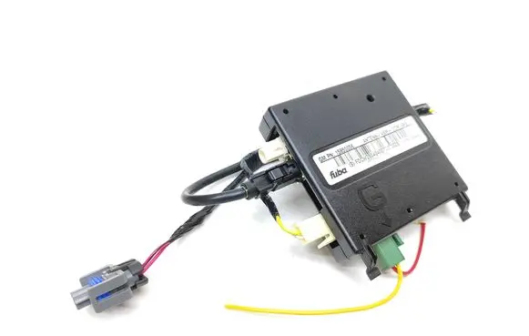 Chevrolet Corvette C6 Aerial antenna amplifier 15850056 28040400