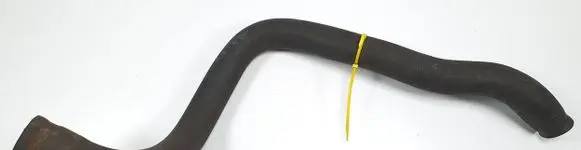 Volvo V70 Engine coolant pipe/hose 35079301