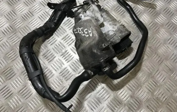 Volvo V70 Oil filter cover 6740273266 6740230250