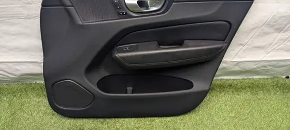 Volvo XC60 Coupe rear side trim panel 